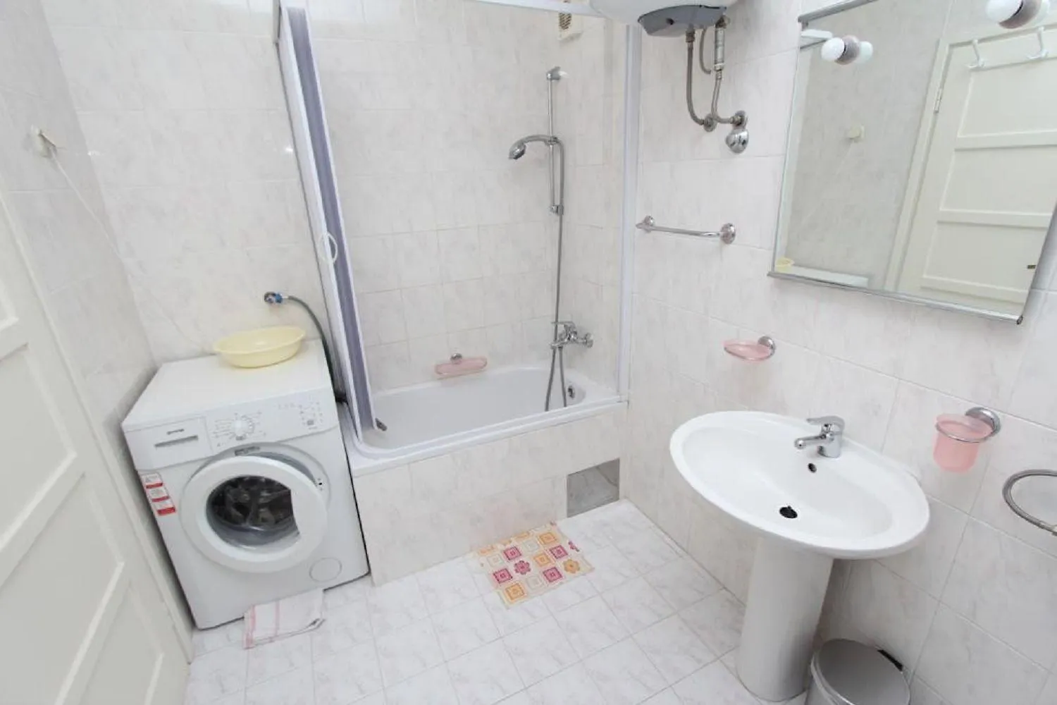 Komfortables Apartment Nur 5 Minuten Zum Zentrum Von Rovinj