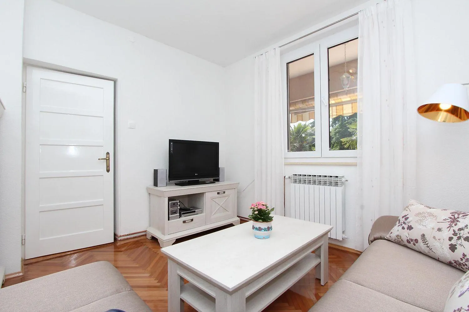 Komfortables Apartment Nur 5 Minuten Zum Zentrum Von Rovinj 0*,